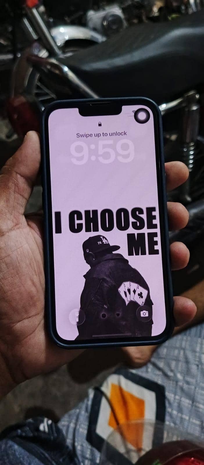 Apple iPhone 13 4