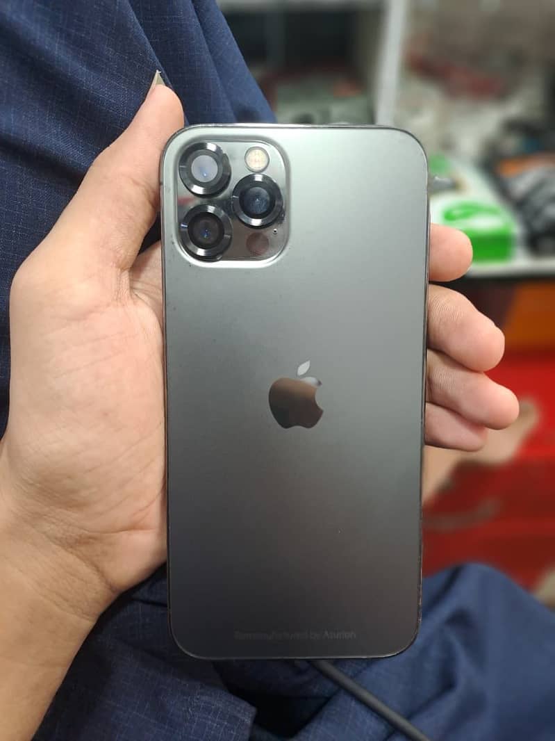 Apple iPhone 12 Pro 2