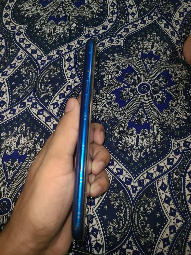 Realme 5 1