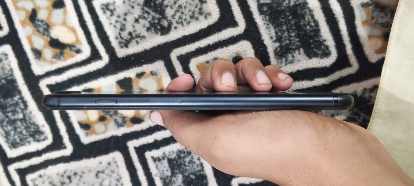 Apple iPhone 7 Plus 3