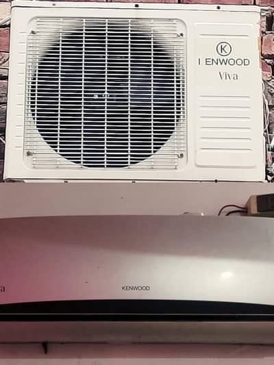 1 ton ac urgent sale