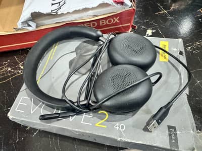 Jabra Evolve2 40, Type C & Type A