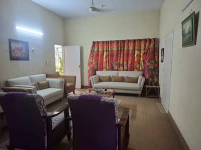 400 SQYARDS | SINGLE STORY | 3BED DD PLANNING | SWEET WATER | NO LOAD SHEDDING | PARKING | OLD CONSTRUCTION | BEST FOR RESIDENTIAL | NORTH NAZIMABAD BLOCK J ( DEMAND 8.10 )