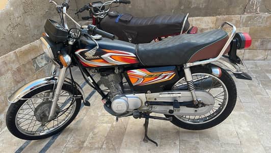 HONDA CG125 2022 BLACK