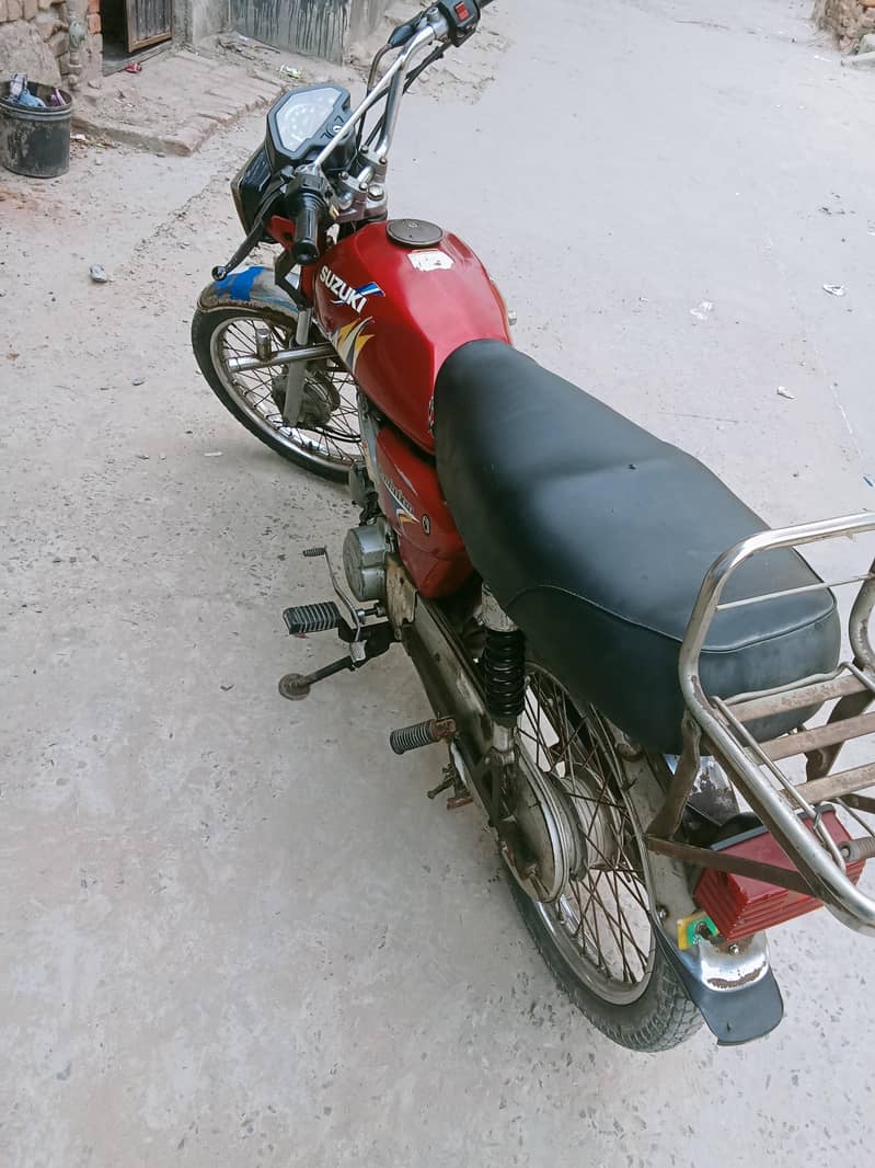 Suzuki Sprinter Good Condition 4