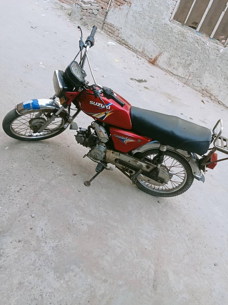 Suzuki Sprinter Good Condition 6