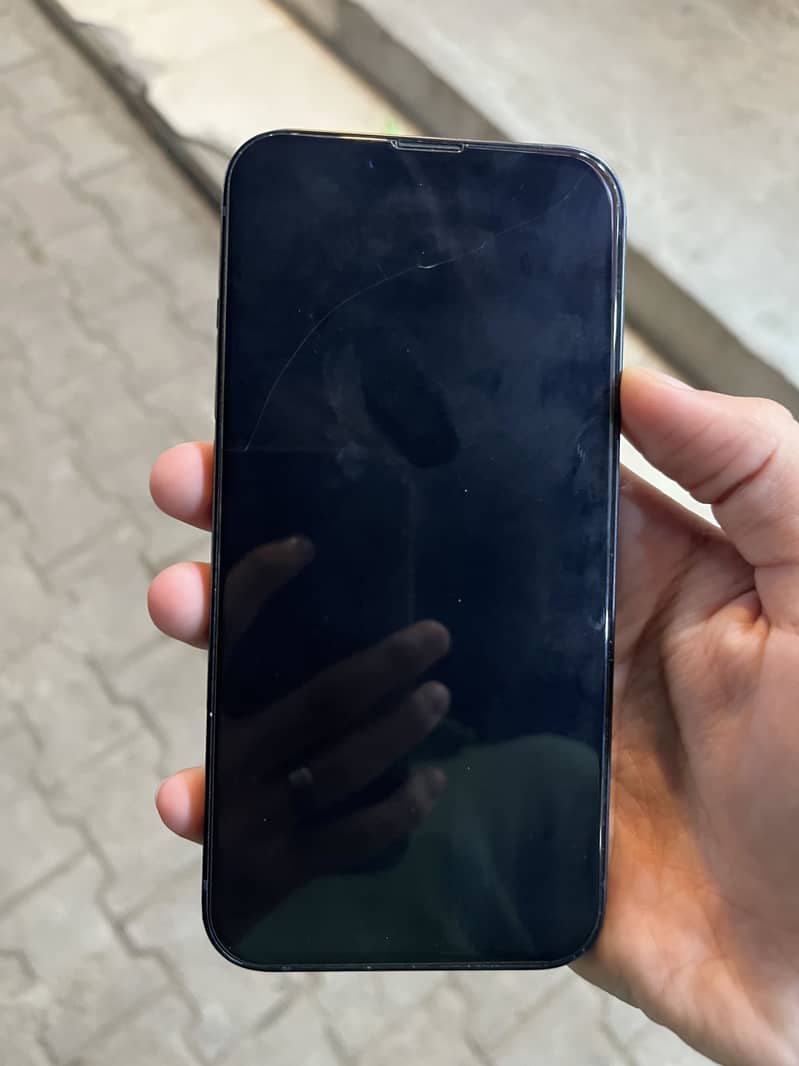 Apple iPhone 13 1