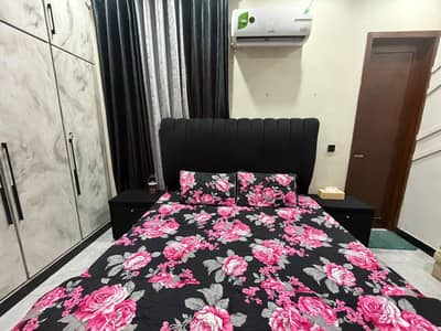 Bed set for sale | King Bed | Boucle Fabric Bed | Poshish Bed for sale