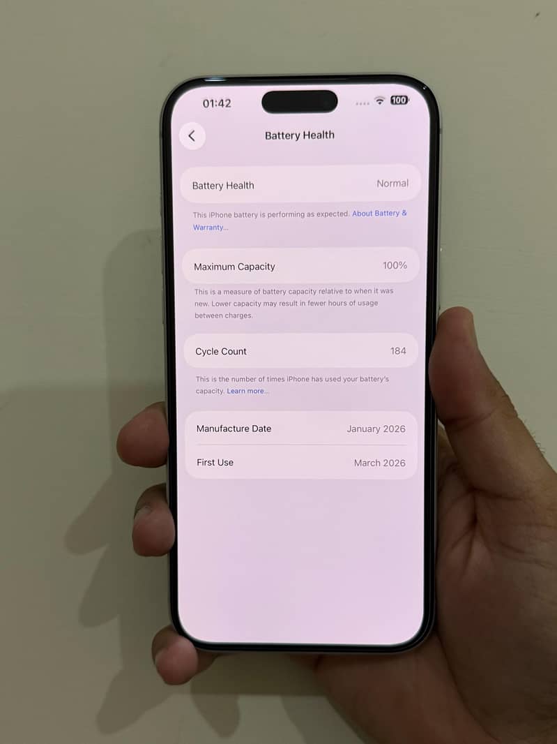 Apple iPhone 17 Pro Max 4