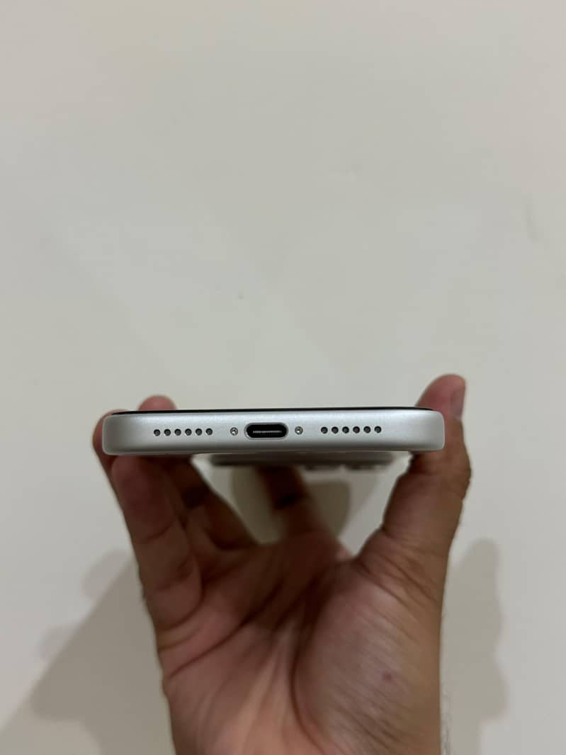 Apple iPhone 17 Pro Max 5