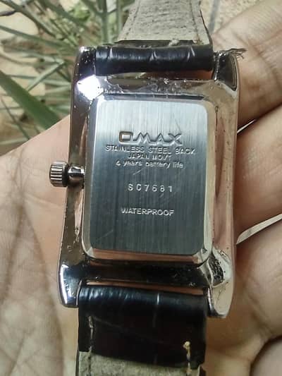 Omax crystal