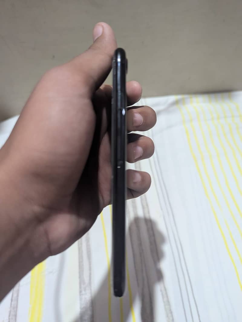 Apple iPhone 7 5