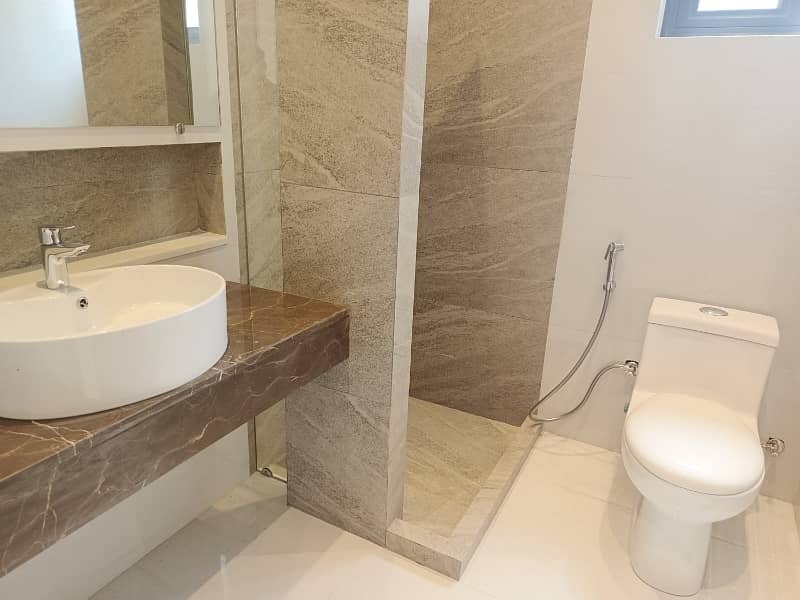 Upper Portion For Rent 10