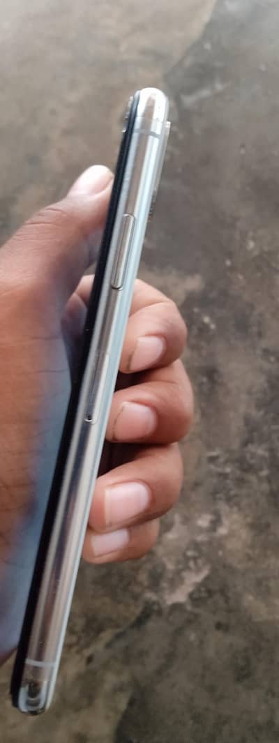 Apple iPhone X