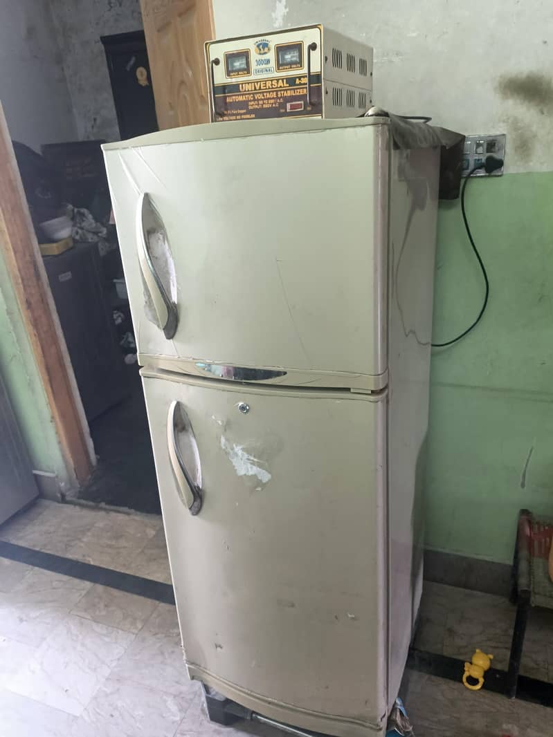 Double door fridge 0