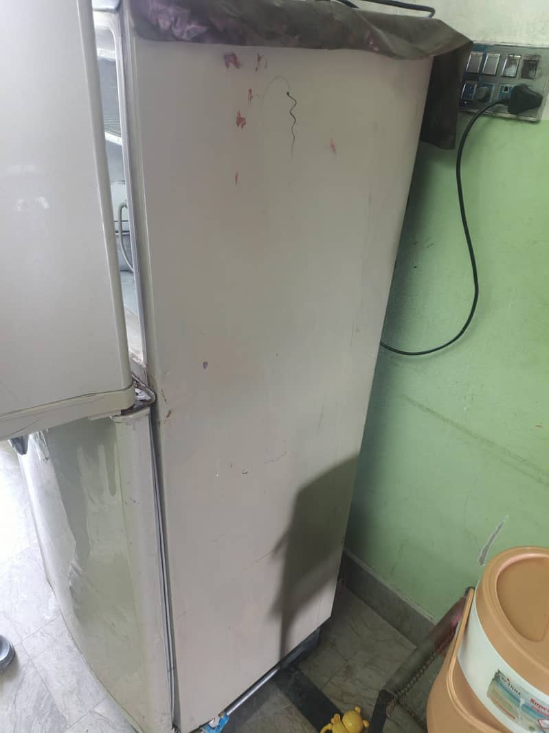 Double door fridge 1