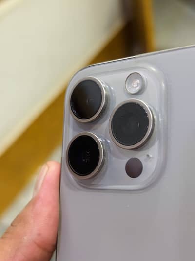 Apple iPhone 15 Pro Max non pta jv with box battery health 88%