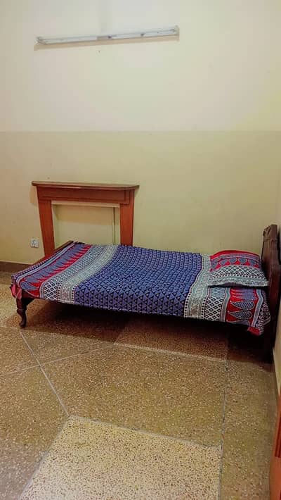3 wooden beds for urgent sale