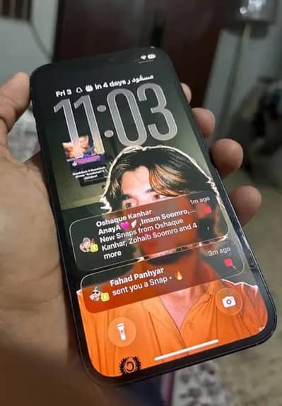 Apple iPhone 12