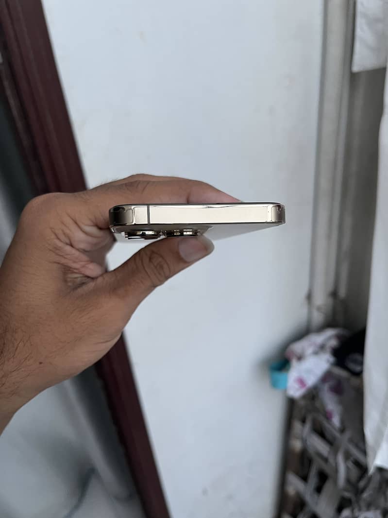Apple iPhone 13 Pro 5