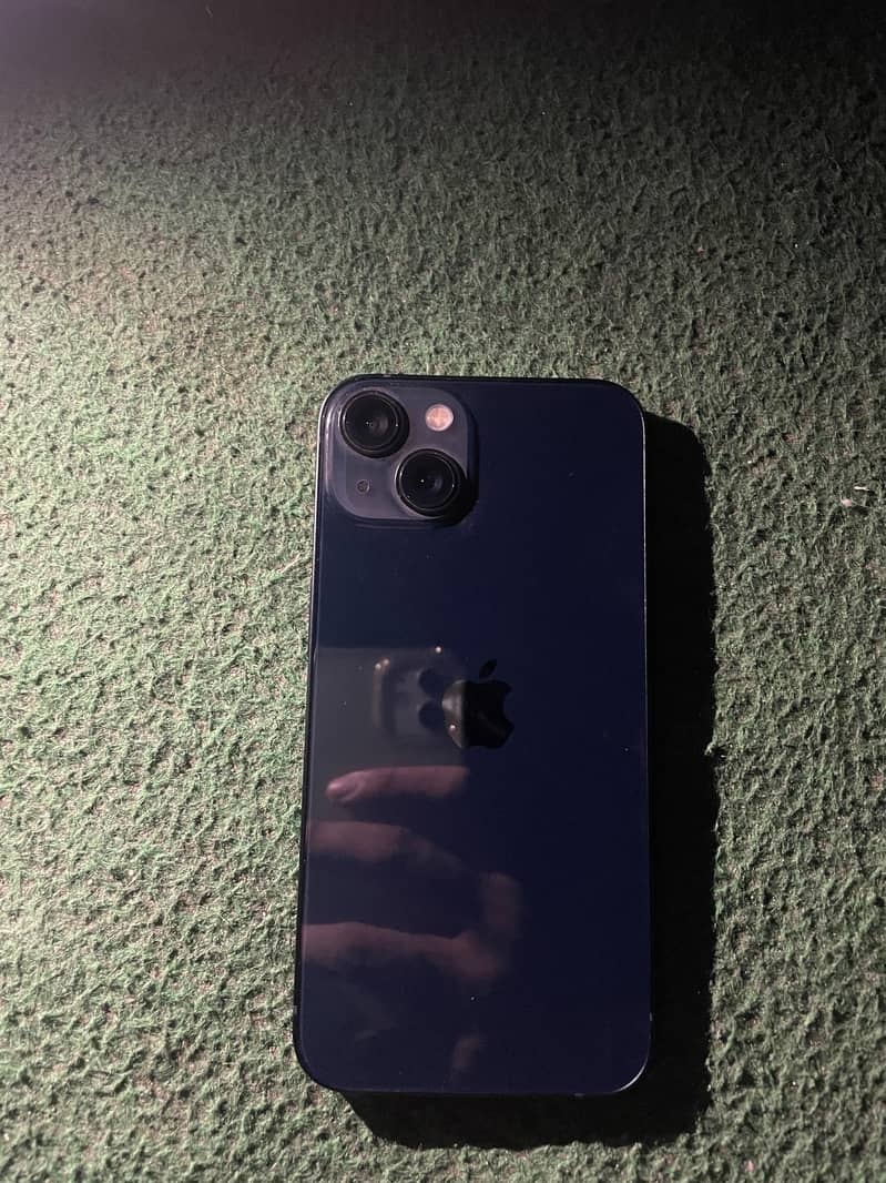 Apple iPhone 13 6