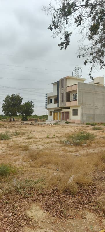 120 Sq Yard West Open Transfer Plot in Block 3 Saadi Garden (0-3-1-3-2-1-0-0-5-4-7)