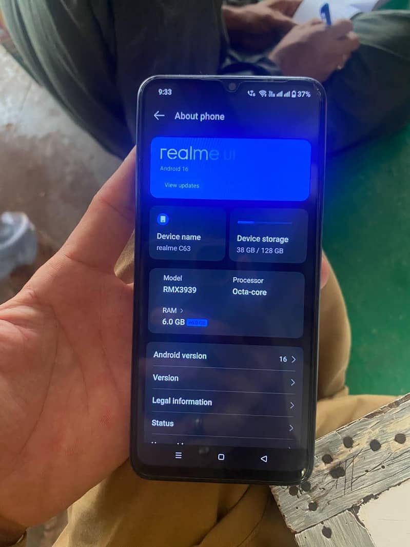 Realme C63 0