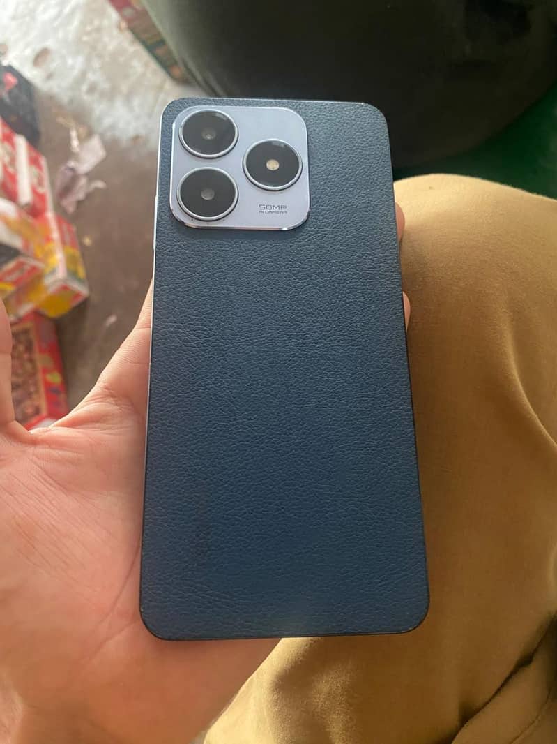 Realme C63 1