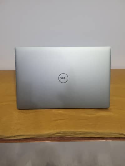 dell precision 5760 i7 11th touch 4k rtxA300 6 GB