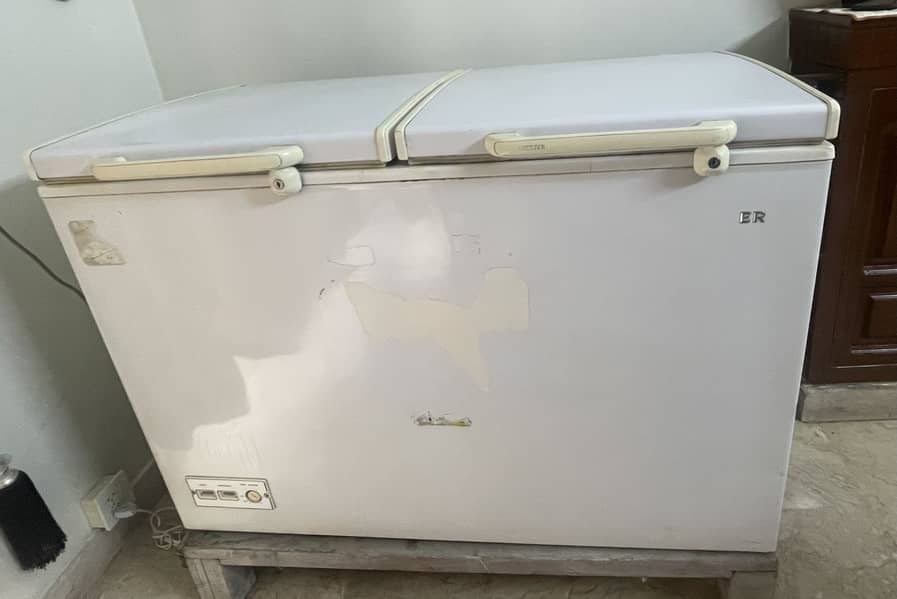 SINGER Deep Freezer 0