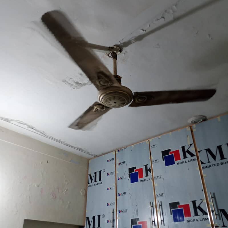 4 ceiling fan 0