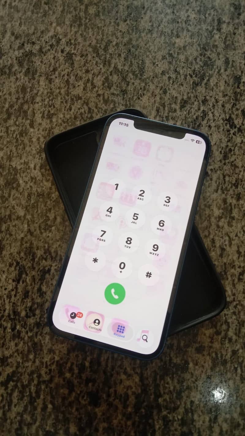 Apple iPhone 12 3