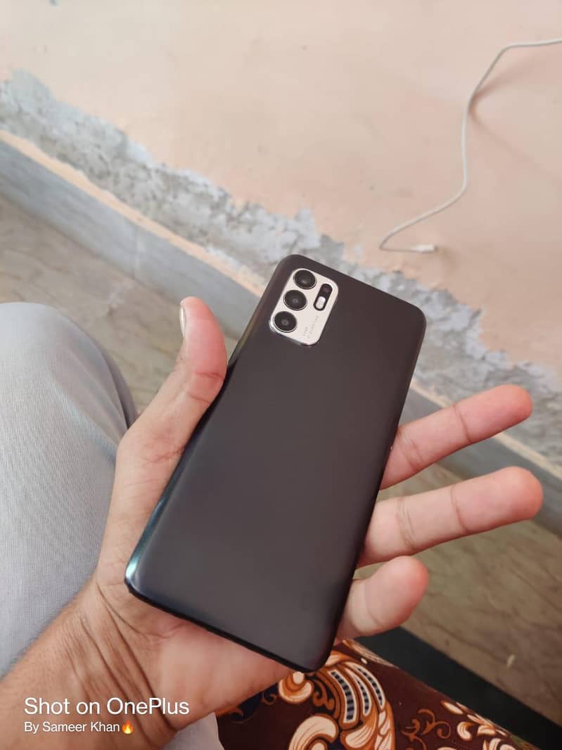 OPPO Reno 4