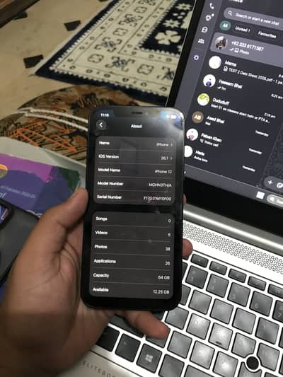 Apple iPhone 12