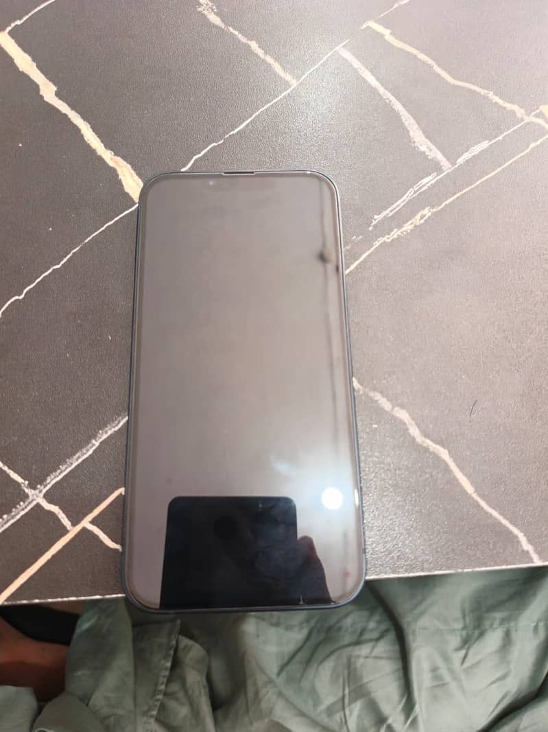 Apple iPhone 13 3