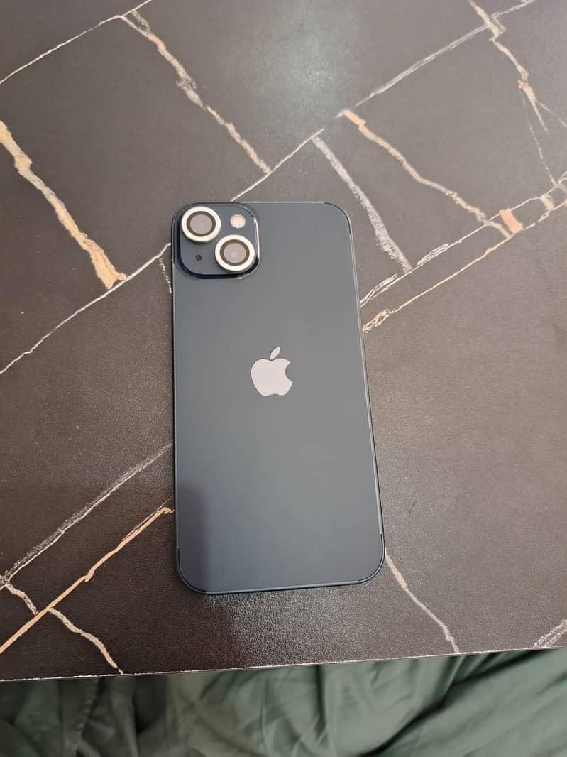 Apple iPhone 13 5