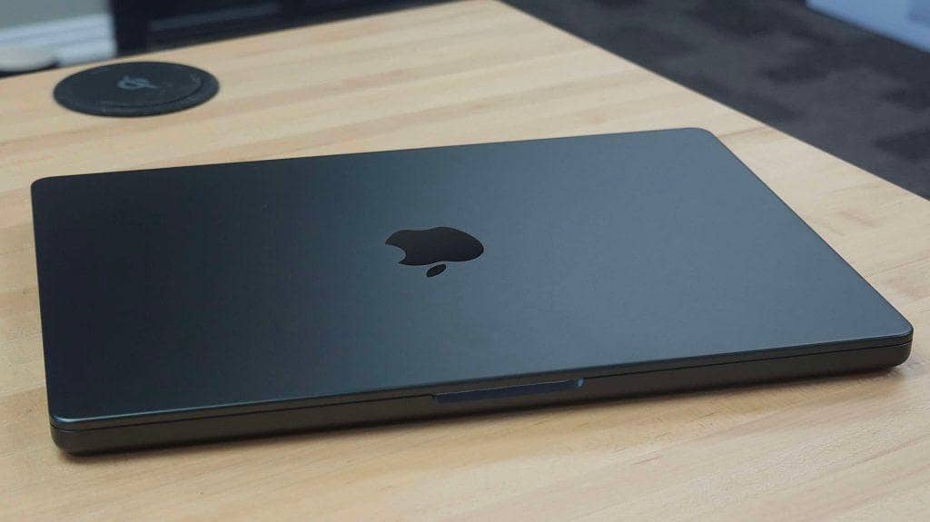 MacBook pro M2 1