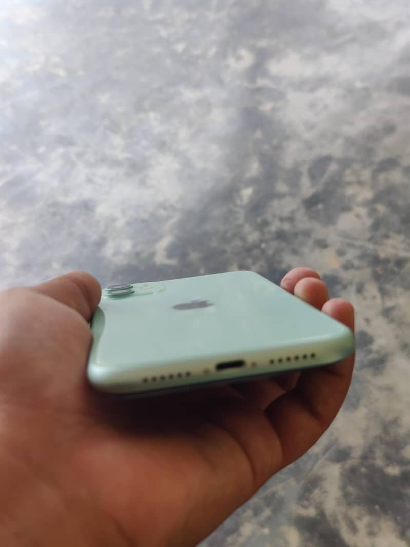 Apple iPhone 11 1