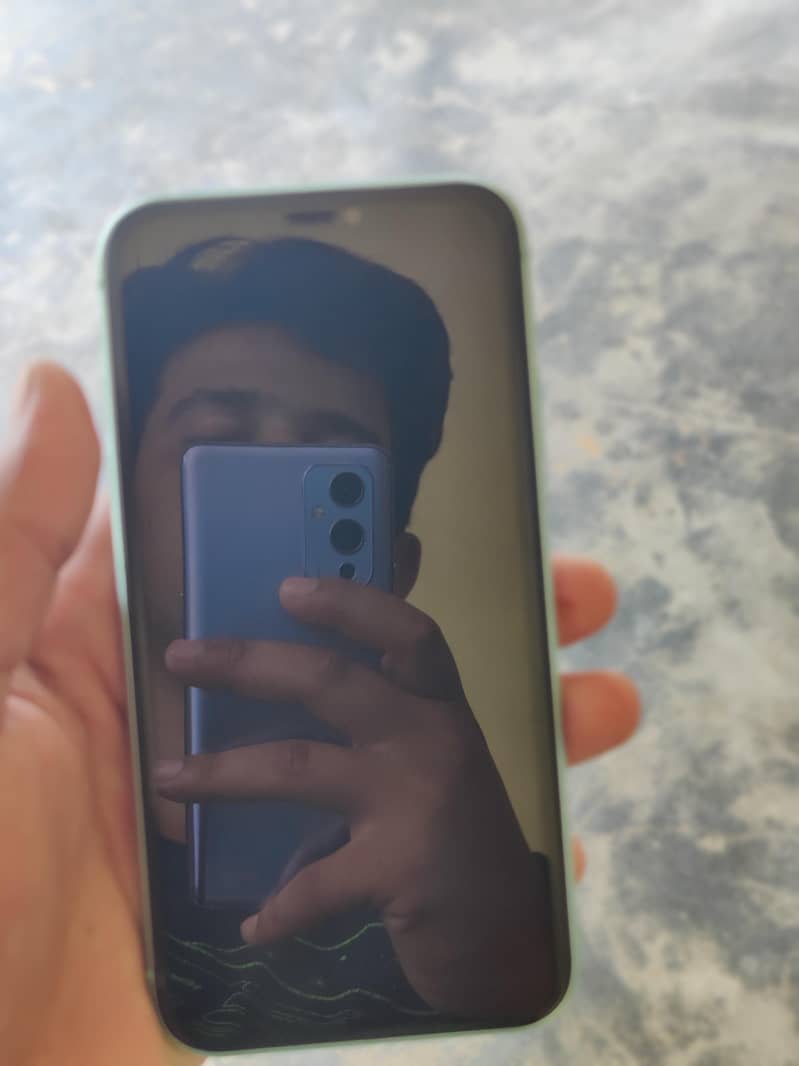 Apple iPhone 11 5