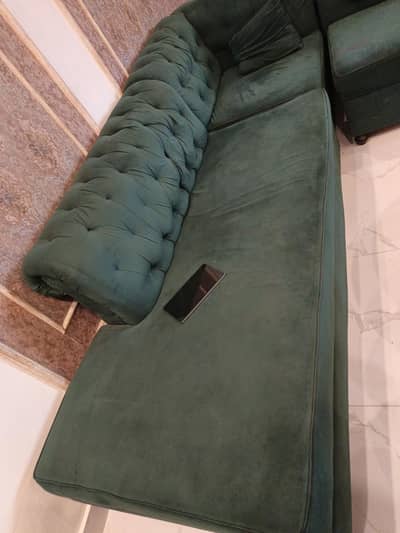L shaped sofa for sale in a very reasonable price