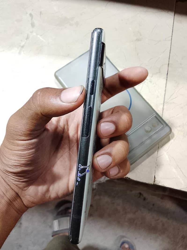 Google Pixel 6a 1