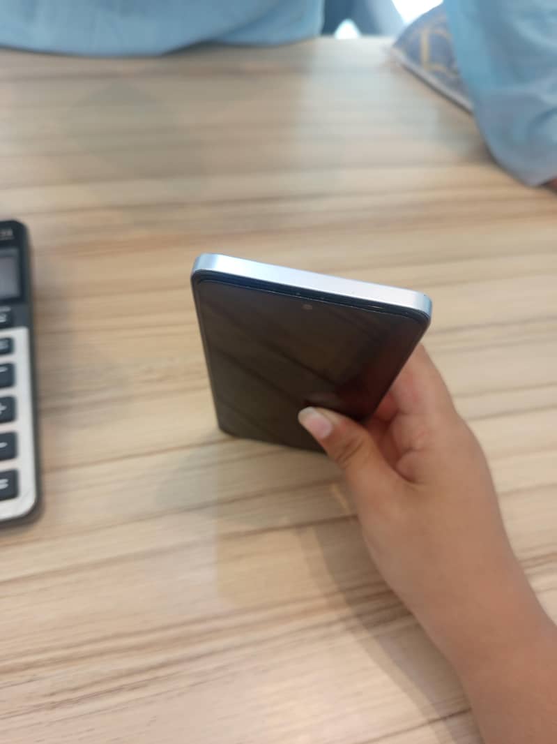 Realme C65 2