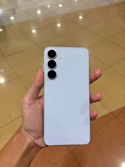 Samsung Mobile S25 FE