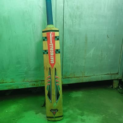 Nicholas Cricket Bat – Original Condition | Rs. 20,000