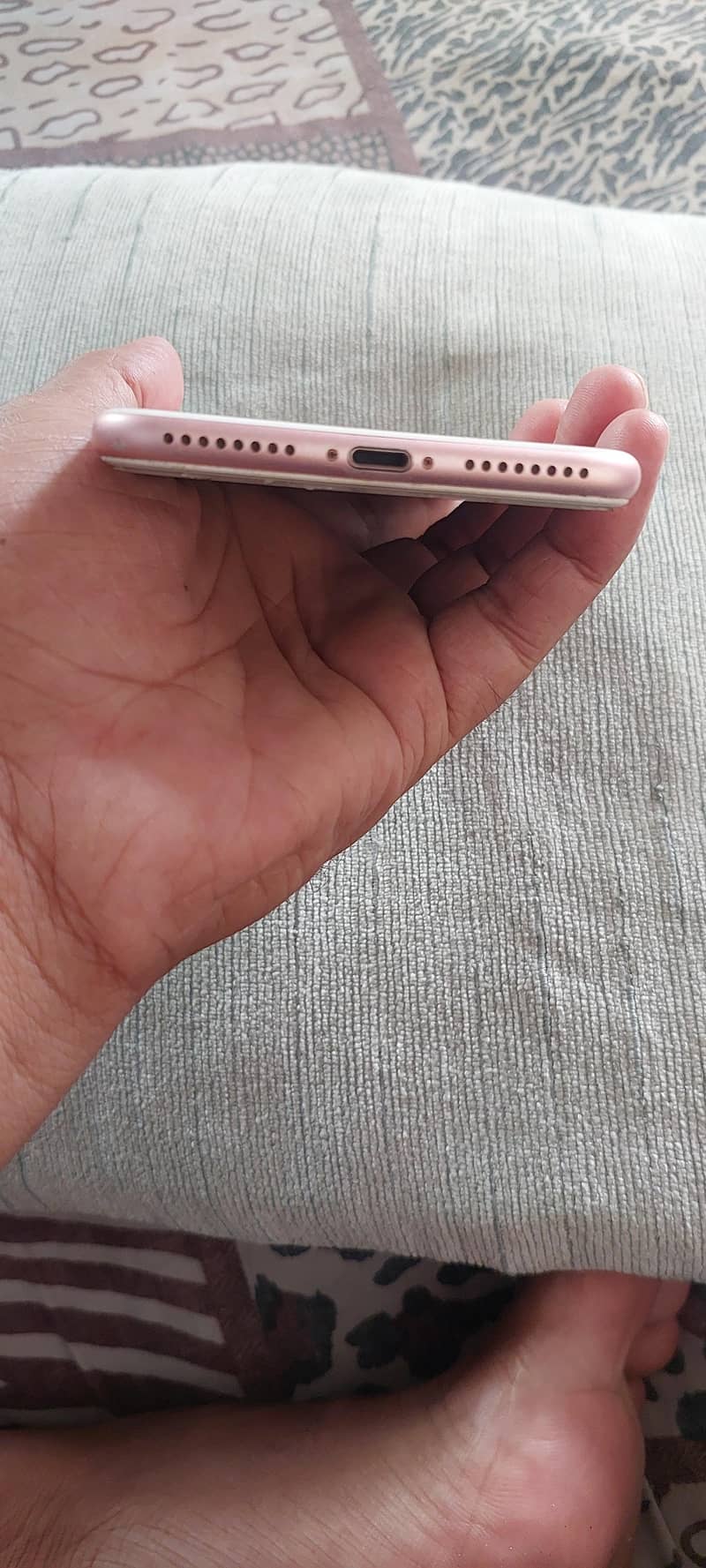 Apple iPhone 7 Plus 5