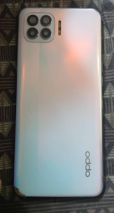 OPPO F17 Pro