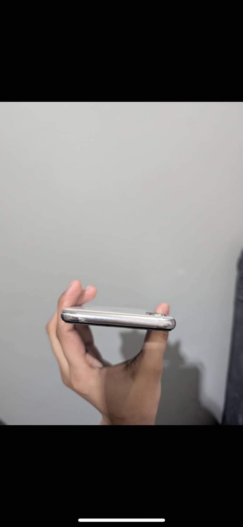 Apple iPhone X 3