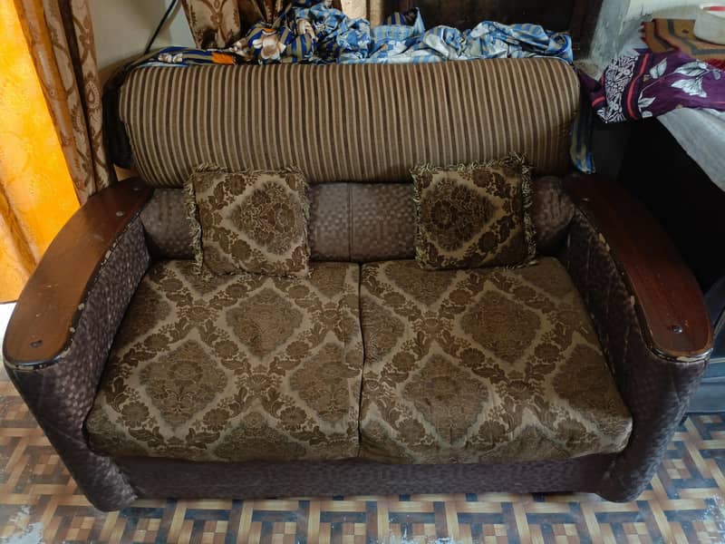 2+1+1 sofa and Table 5