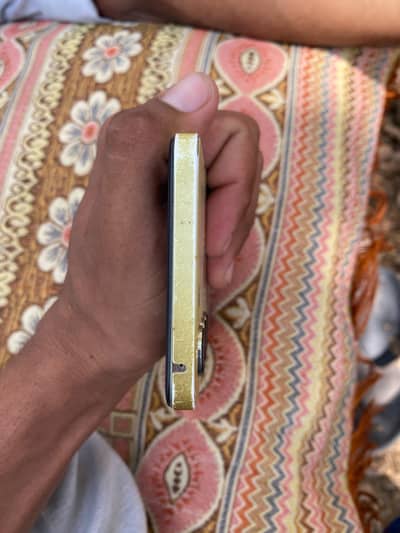 Vivo Y100