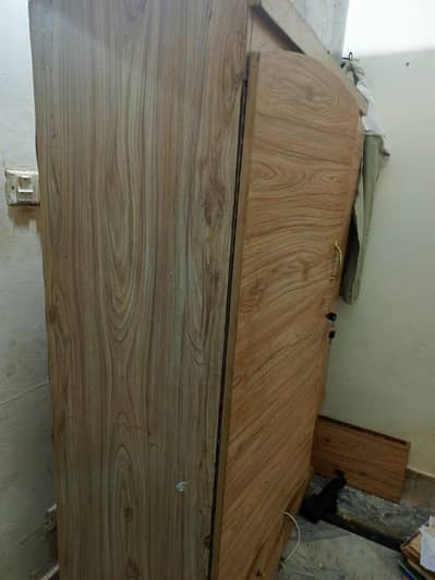 Cupboard For Urgent Sale in Bharakahhu Islamabad